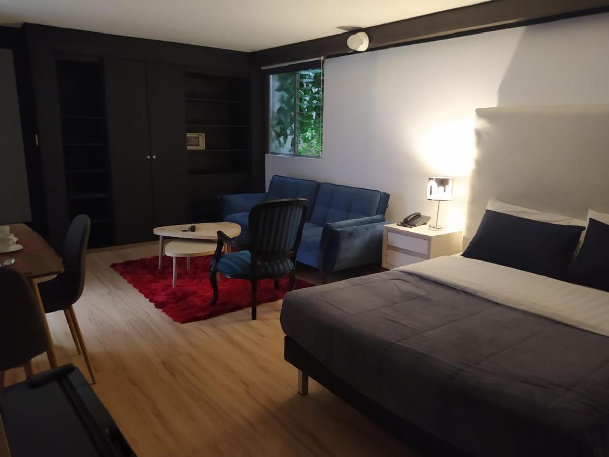 Hotel Boutique Casa Lozada Богота Екстериор снимка