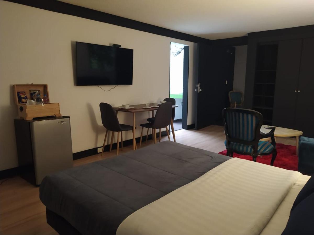 Hotel Boutique Casa Lozada Богота Екстериор снимка